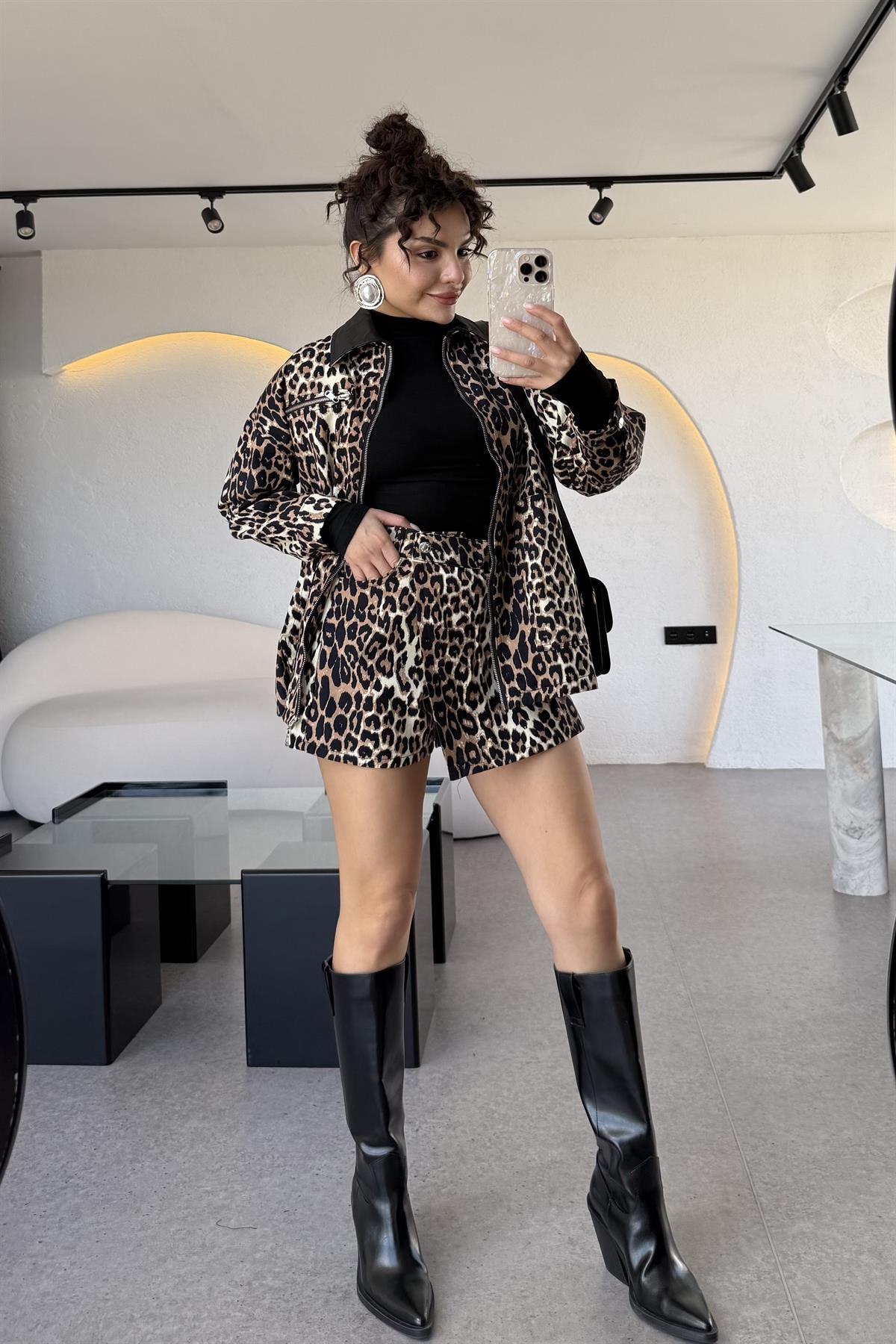 La Posa Leopar Desen Şort