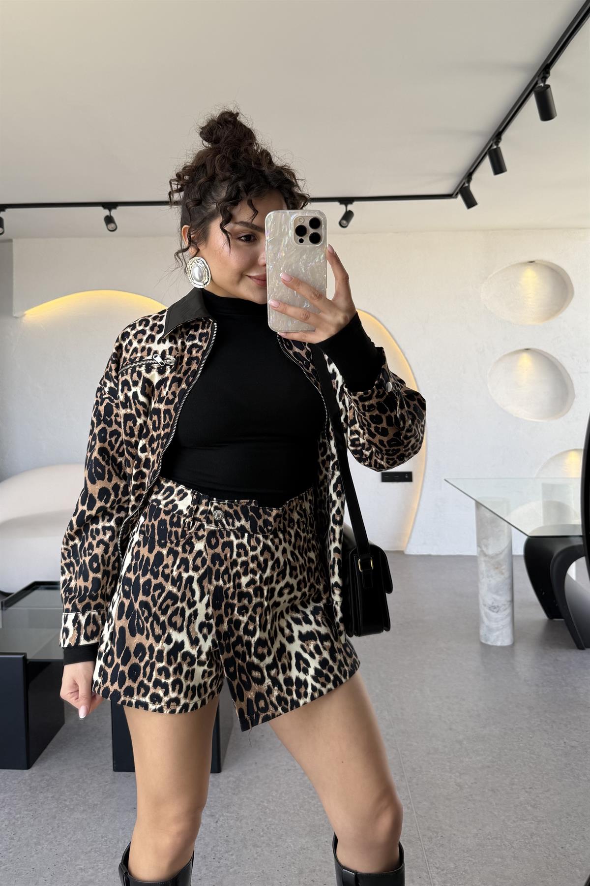 La Posa Yakası Deri Leopar Desen Ceket 