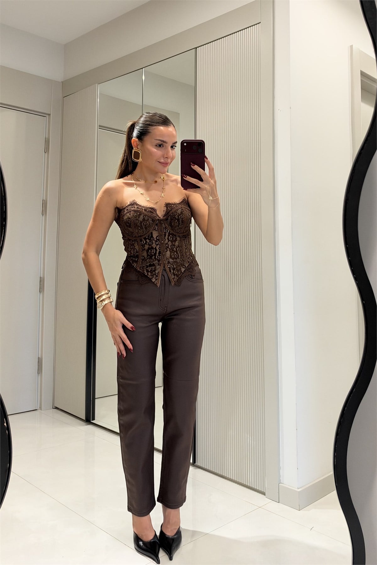 Laser Kahve Düz Paça Mumlu Pantolon