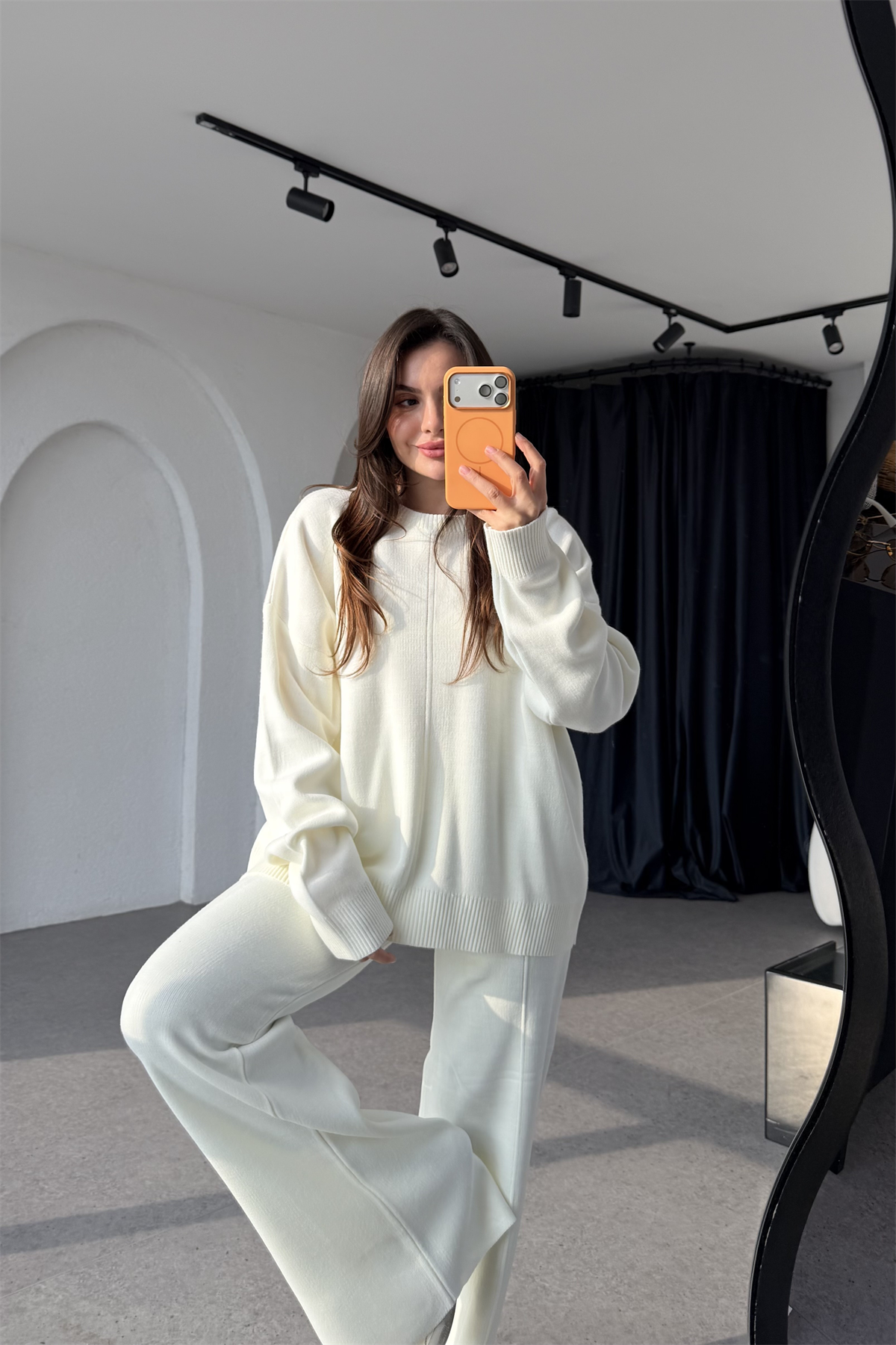 Lendow Beyaz İkili Triko Takım