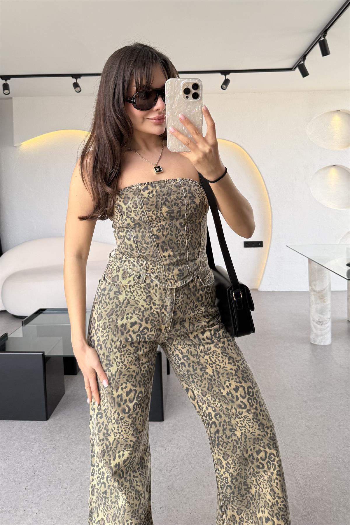 Leoras Denim Leopar Desen Straplez Crop