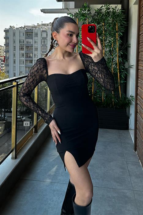 Lerusha Kolları Dantelli Mini Elbise