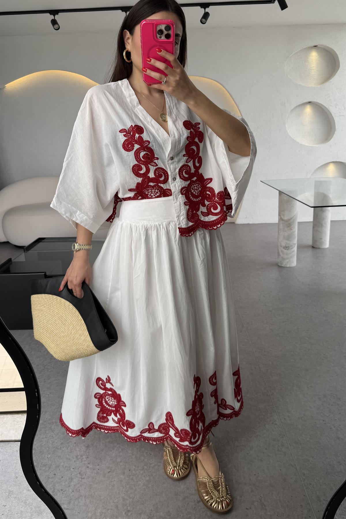 Lesly Bordo Nakışlı Astarlı Takım 