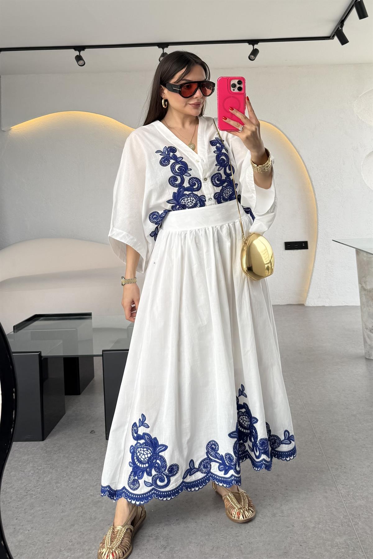 Lesly Lacivert Nakışlı Astarlı Takım 