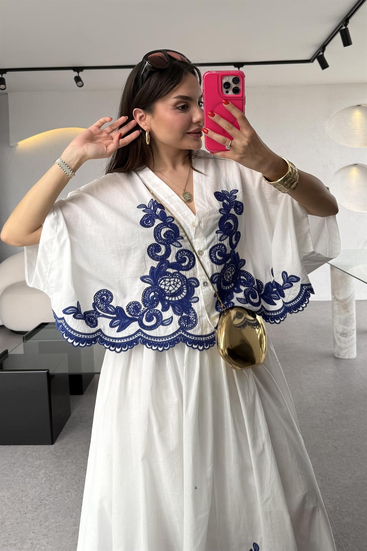Lesly Lacivert Nakışlı Astarlı Takım 
