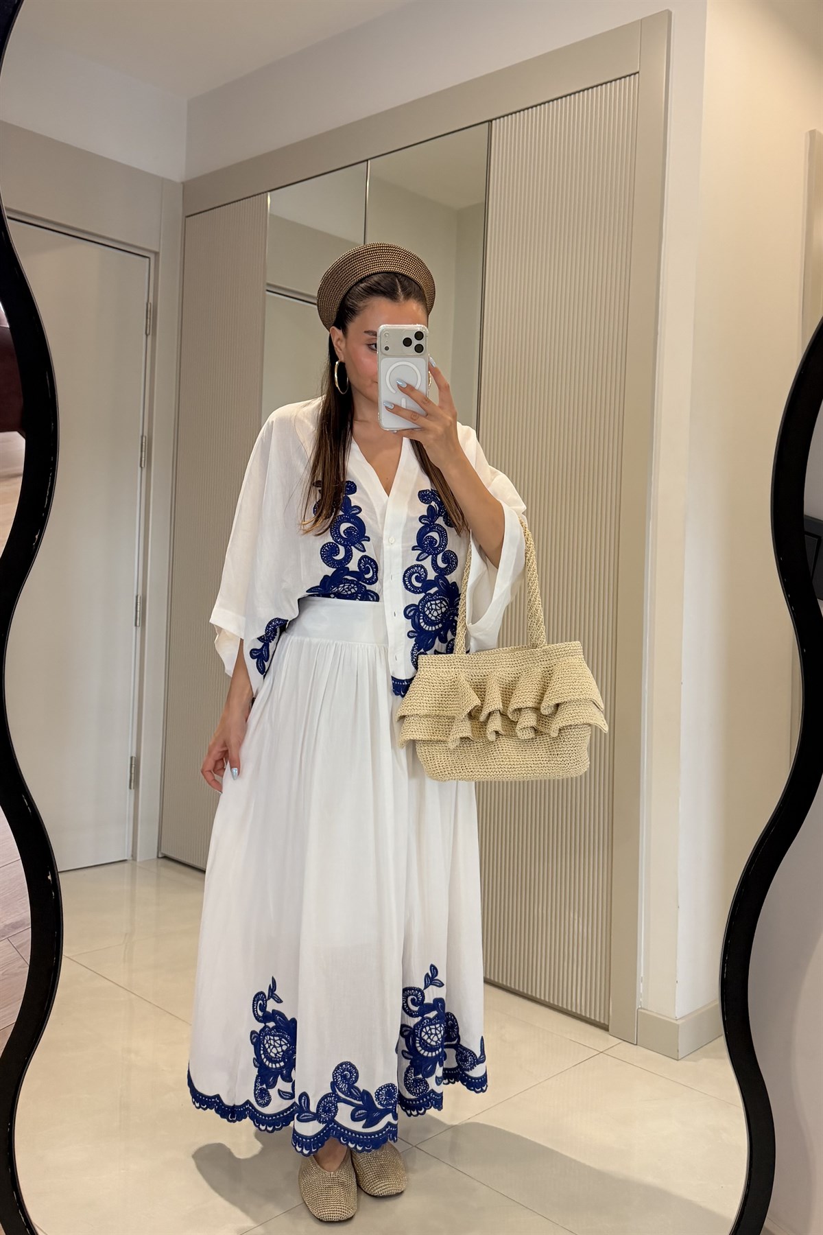 Lesly Lacivert Nakışlı Astarlı Takım