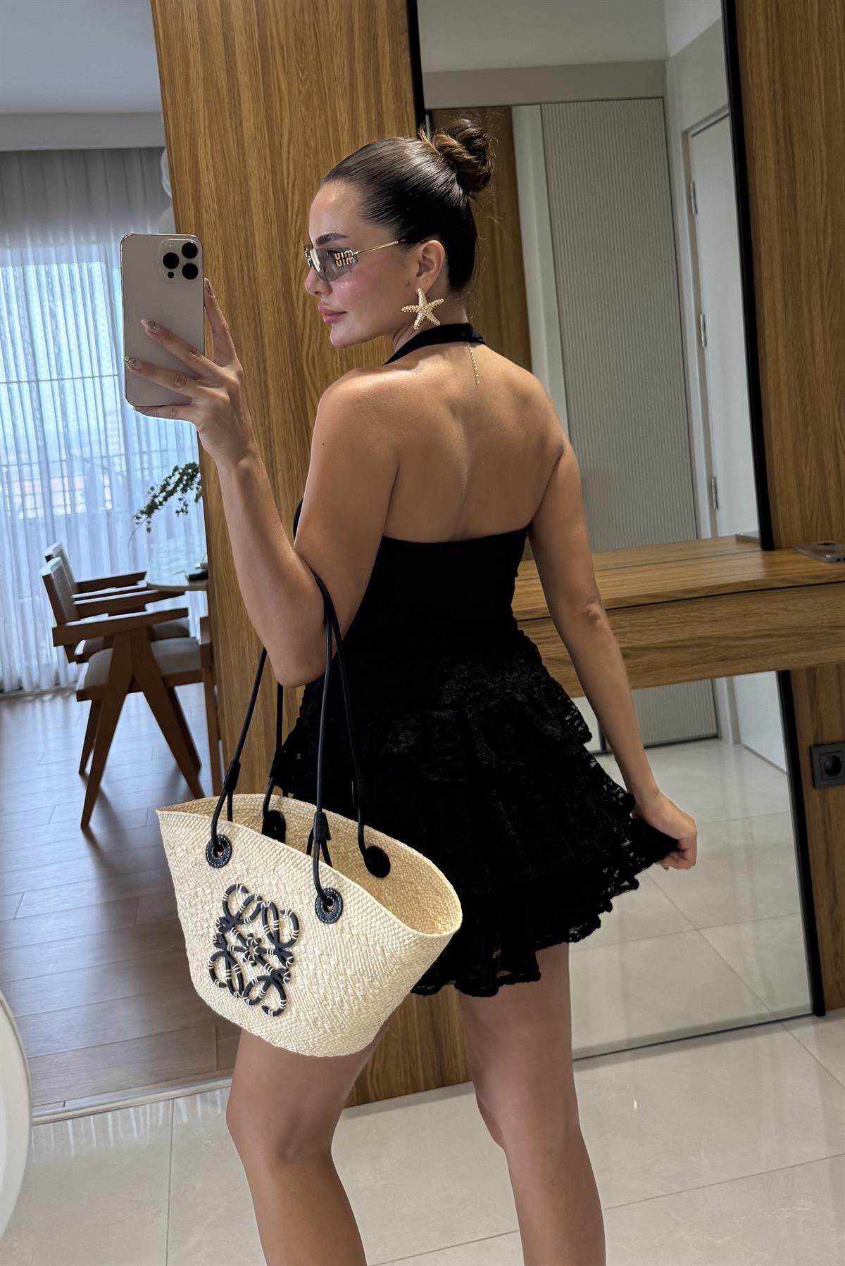 Leuven Siyah Halter Yaka Dilvin Crop