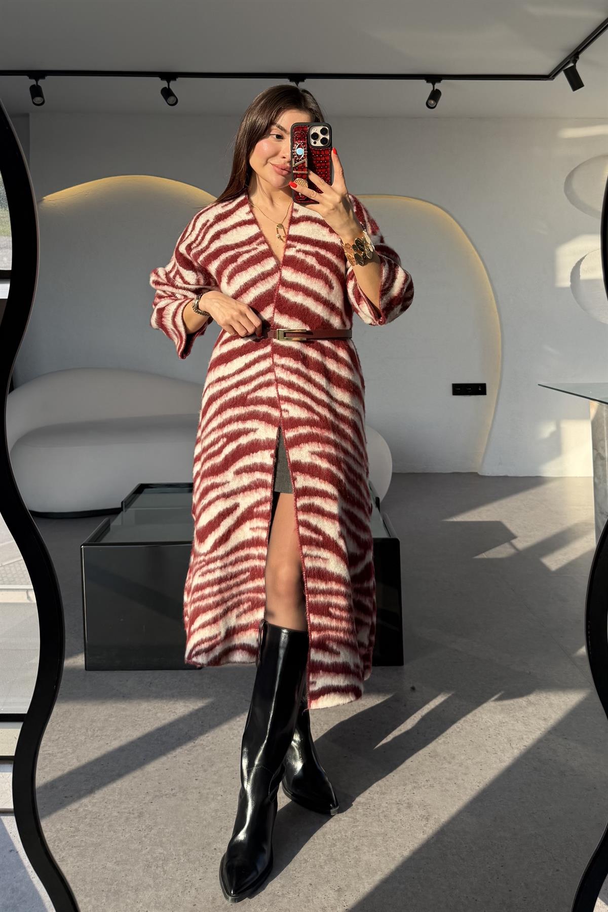 Liente Bordo Zebra Desen Yumoş Hırka