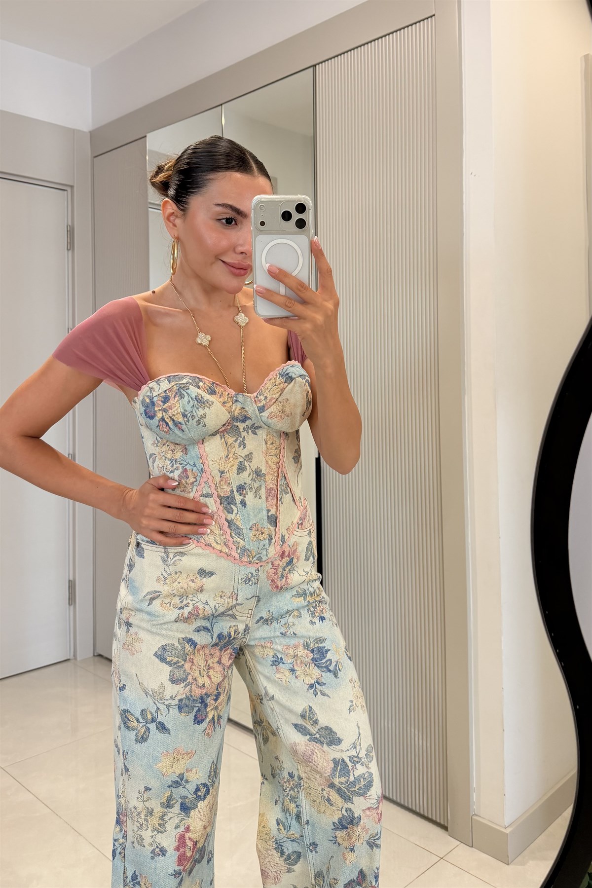 Lilie Pembe Çiçek Desen Korse Büstiyer