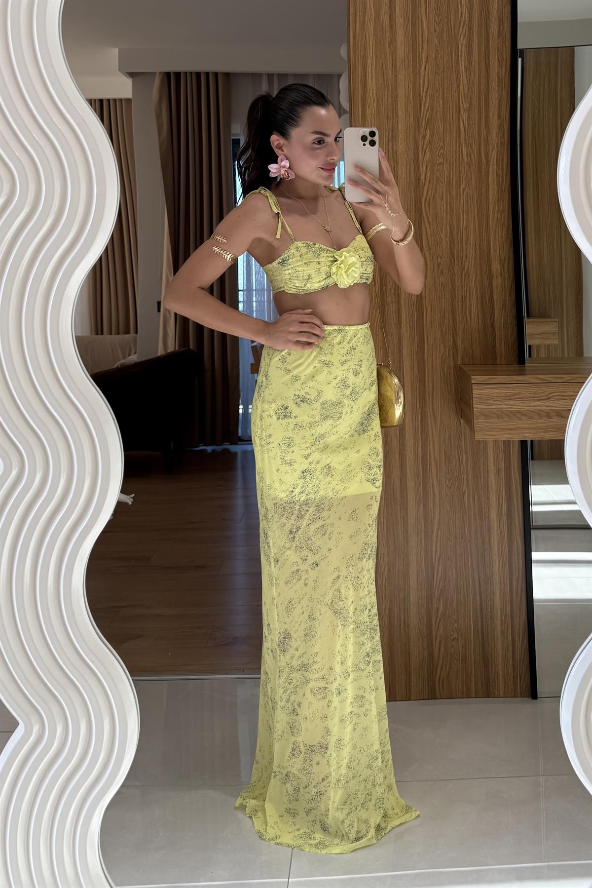 Lime Şifon Gül Detay Takım