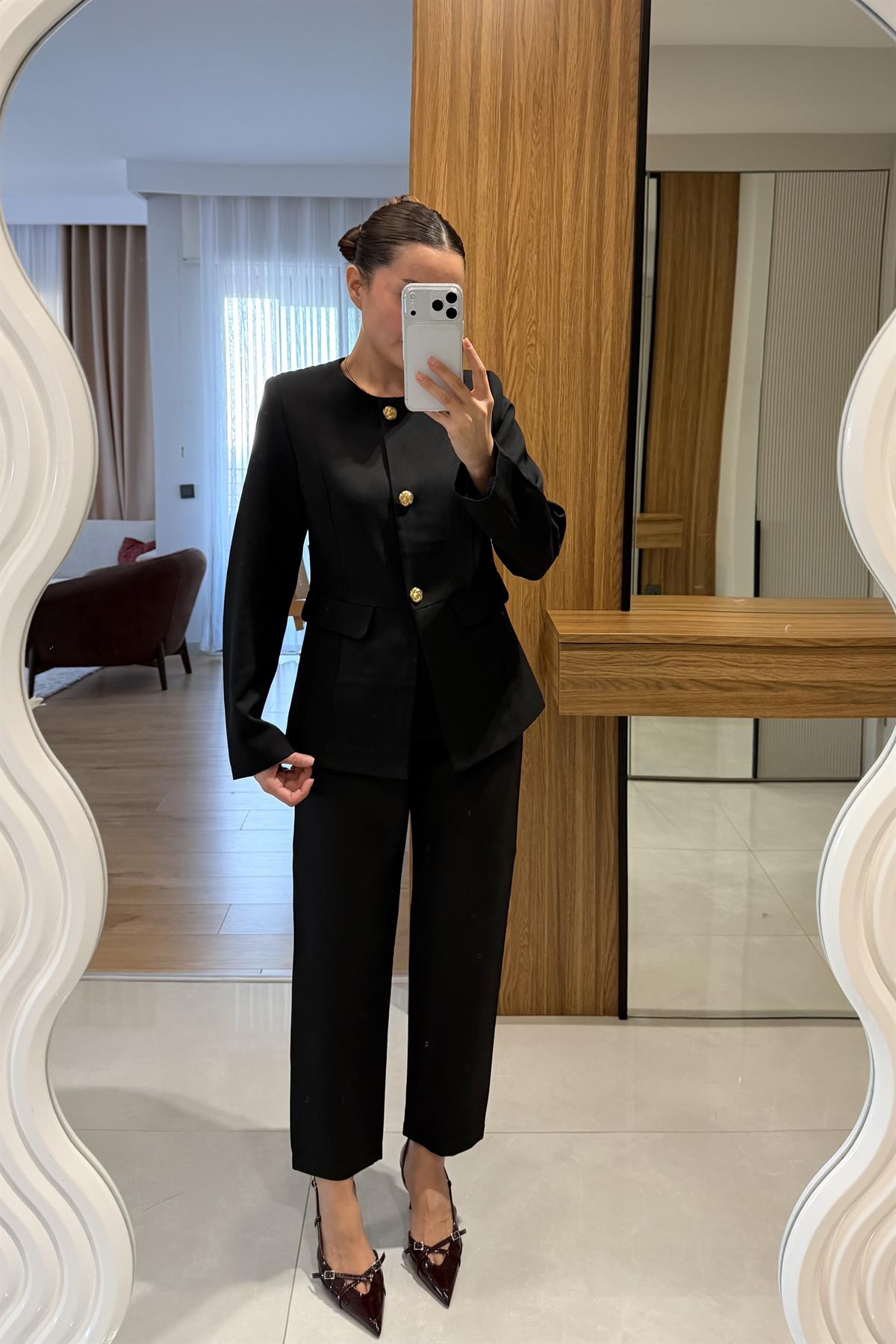 Lindon Siyah Gold Düğmeli Takım