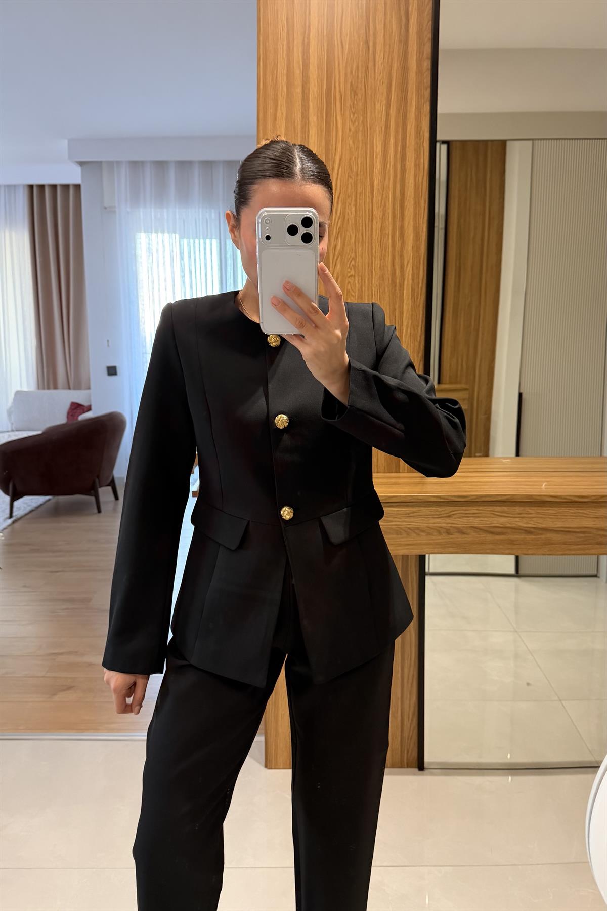 Lindon Siyah Gold Düğmeli Takım