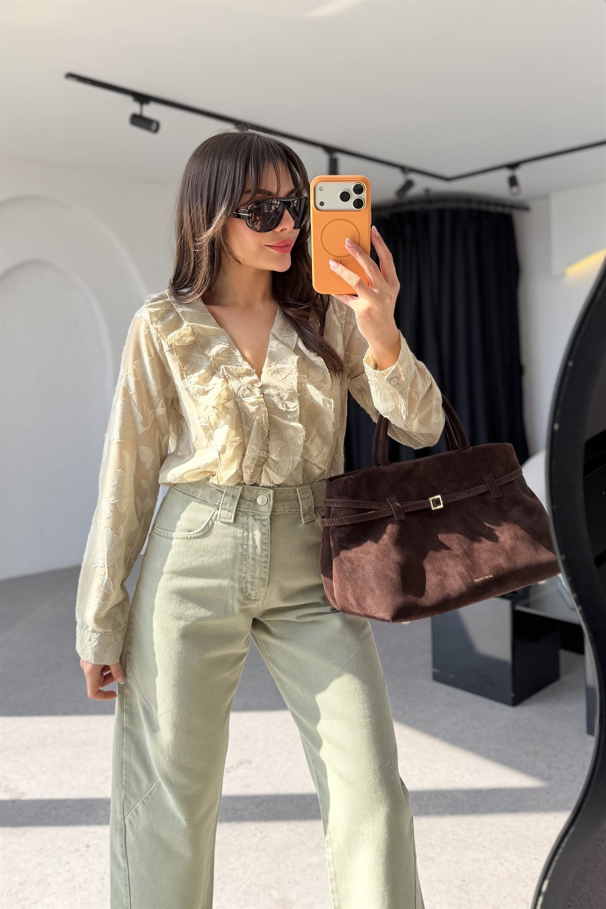 Liora Haki Fırfır Detaylı Romantik Gömlek