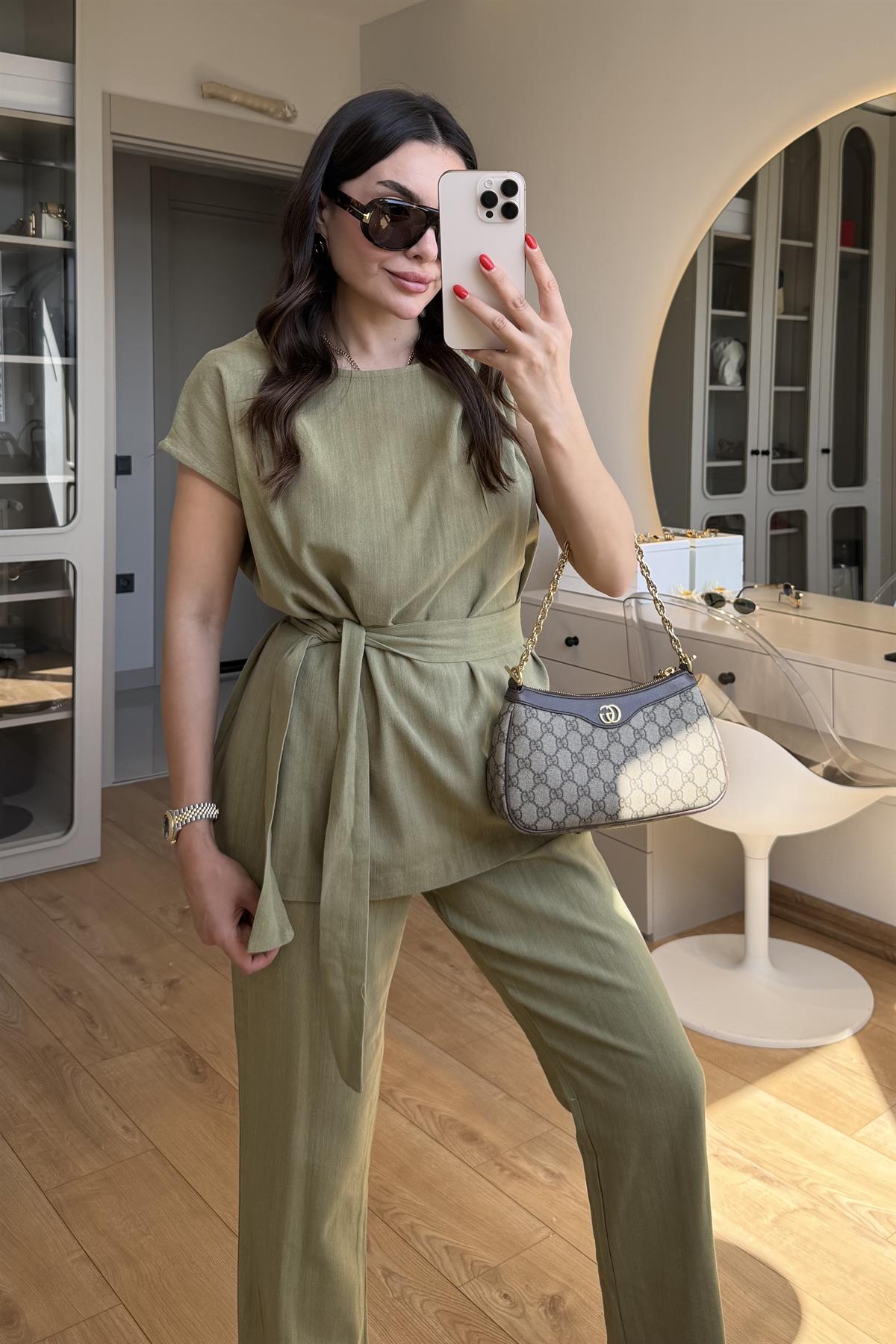 Lipa Çağla Omuz Detay Kuşaklı Takım