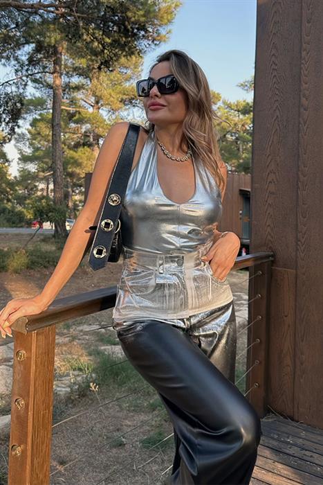 Lisarosi Silver Sırt Dekolteli Crop