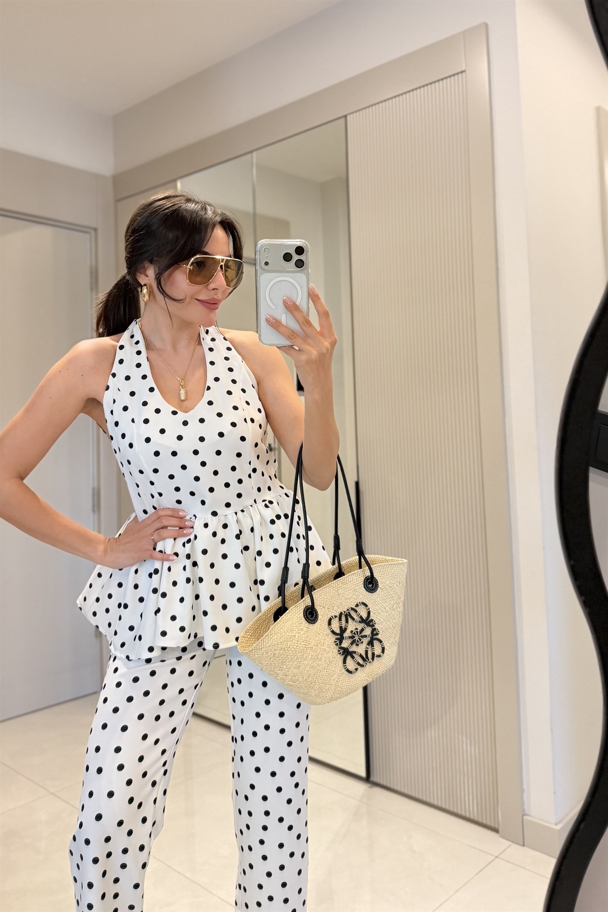 Lively Beyaz Puantiye Baskılı Volanlı Takım