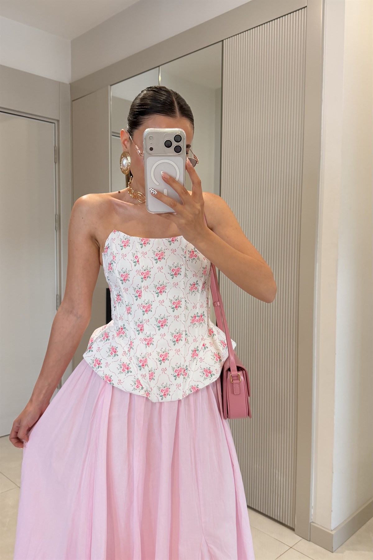 Loleta Beyaz Çiçekli Korse Büstiyer