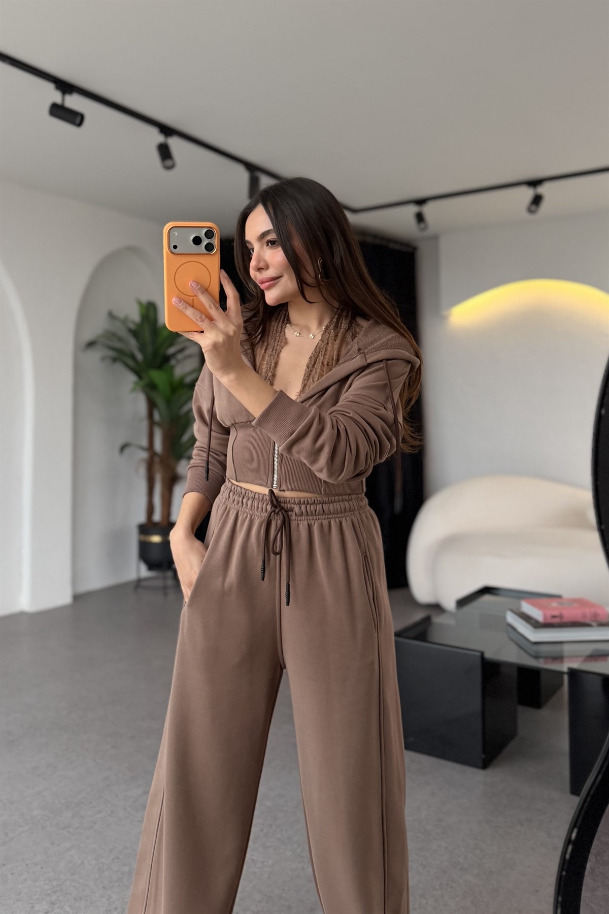 Loney Kahve Dantel Detaylı Eşofman Takımı