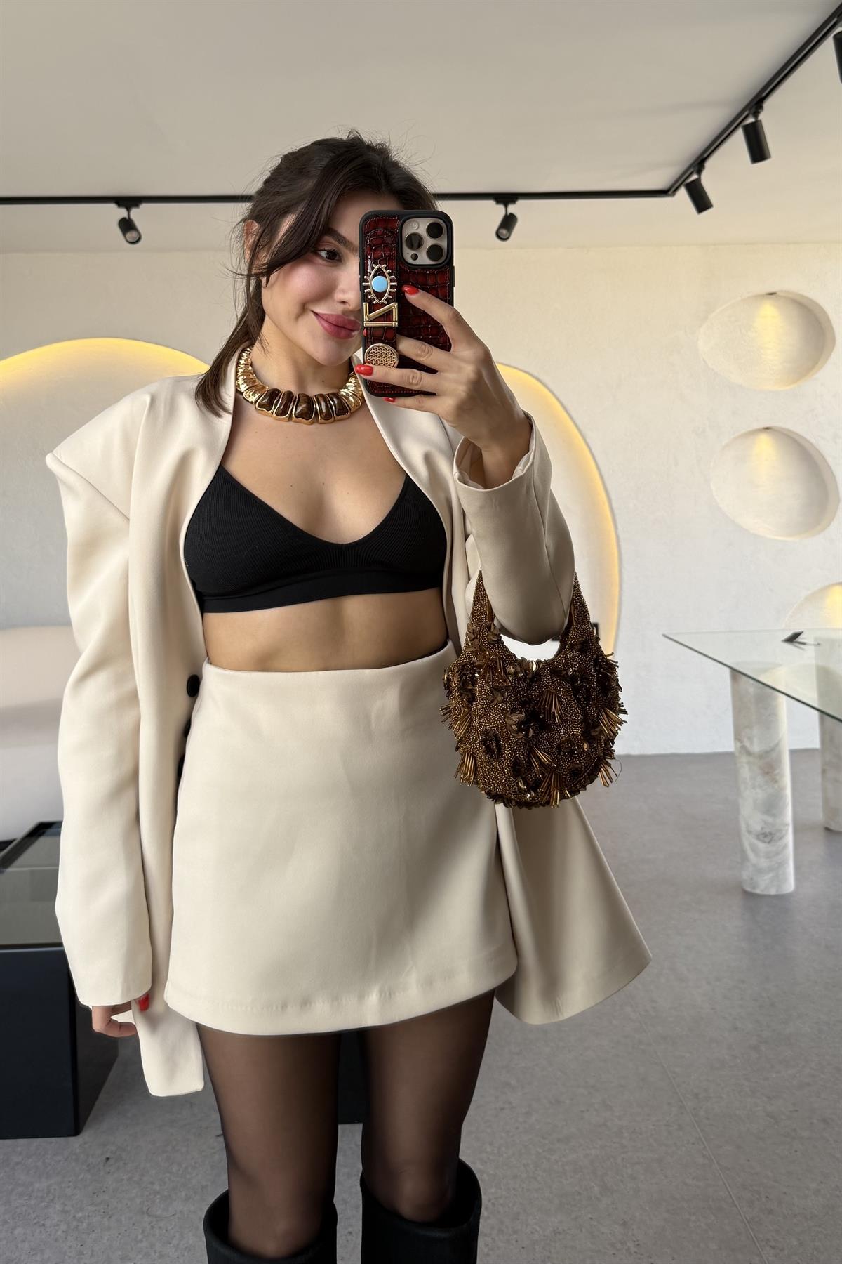 Lord Krem Belden Oturtmalı Etekli Takım 