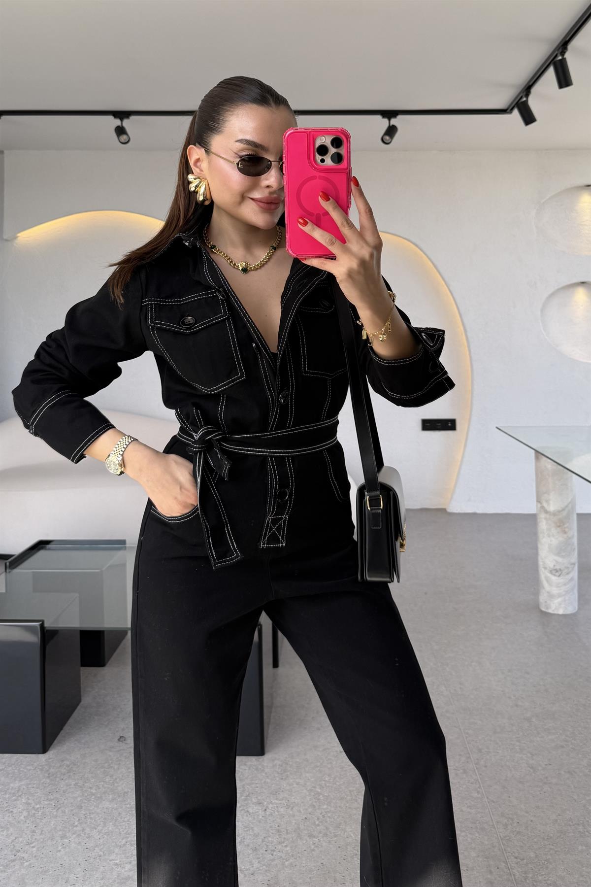 Lorexa Siyah Kuşaklı Kontrast Dikişli Tulum