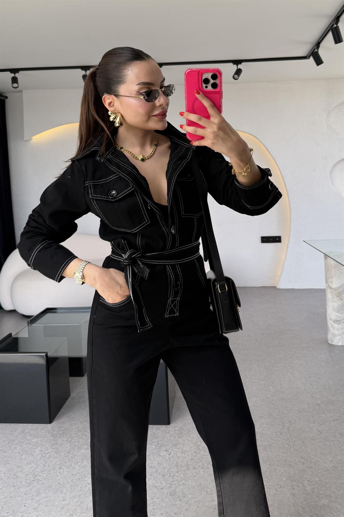 Lorexa Siyah Kuşaklı Kontrast Dikişli Tulum