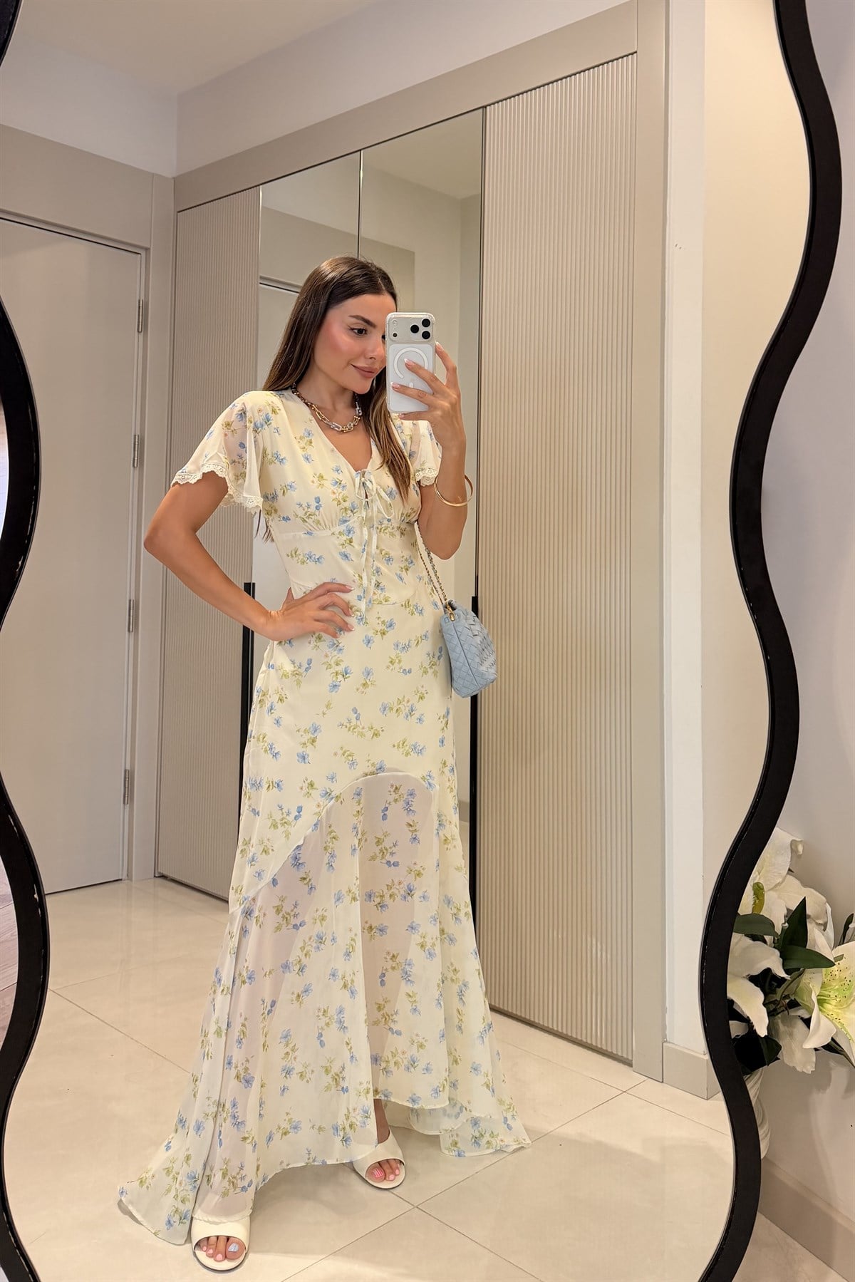 Louise Mavi Çiçek Desenli Uçuş Uçuş Maxi Elbise