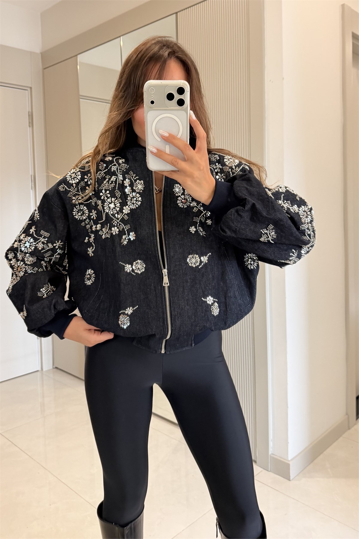 Lovia Lacivert Taş İşlemeli Bomber Ceket