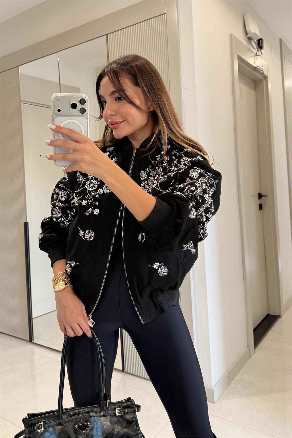 Lovia Siyah Taş İşlemeli Bomber Ceket