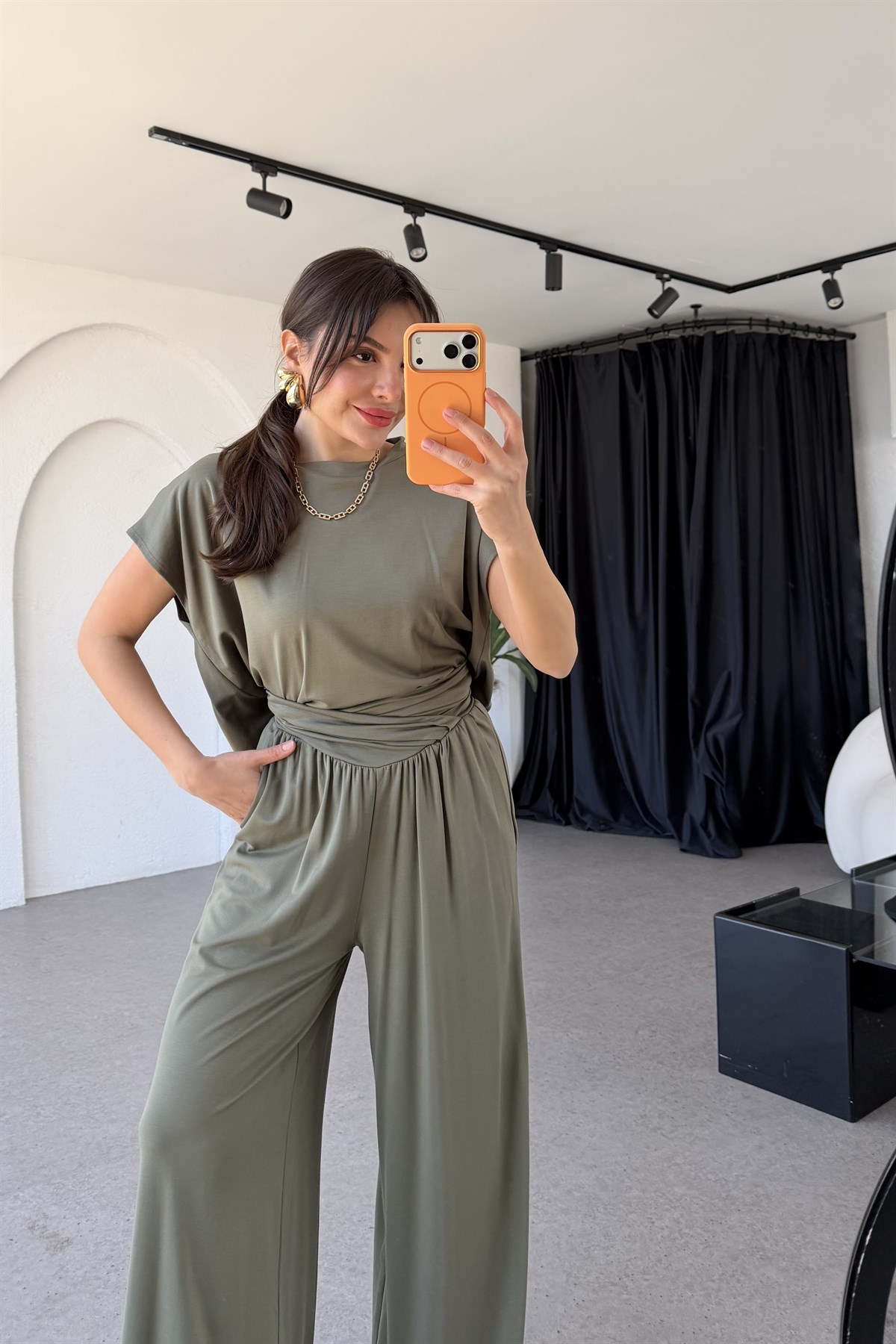 Lovisa Haki Bel Detaylı Salaş Takım