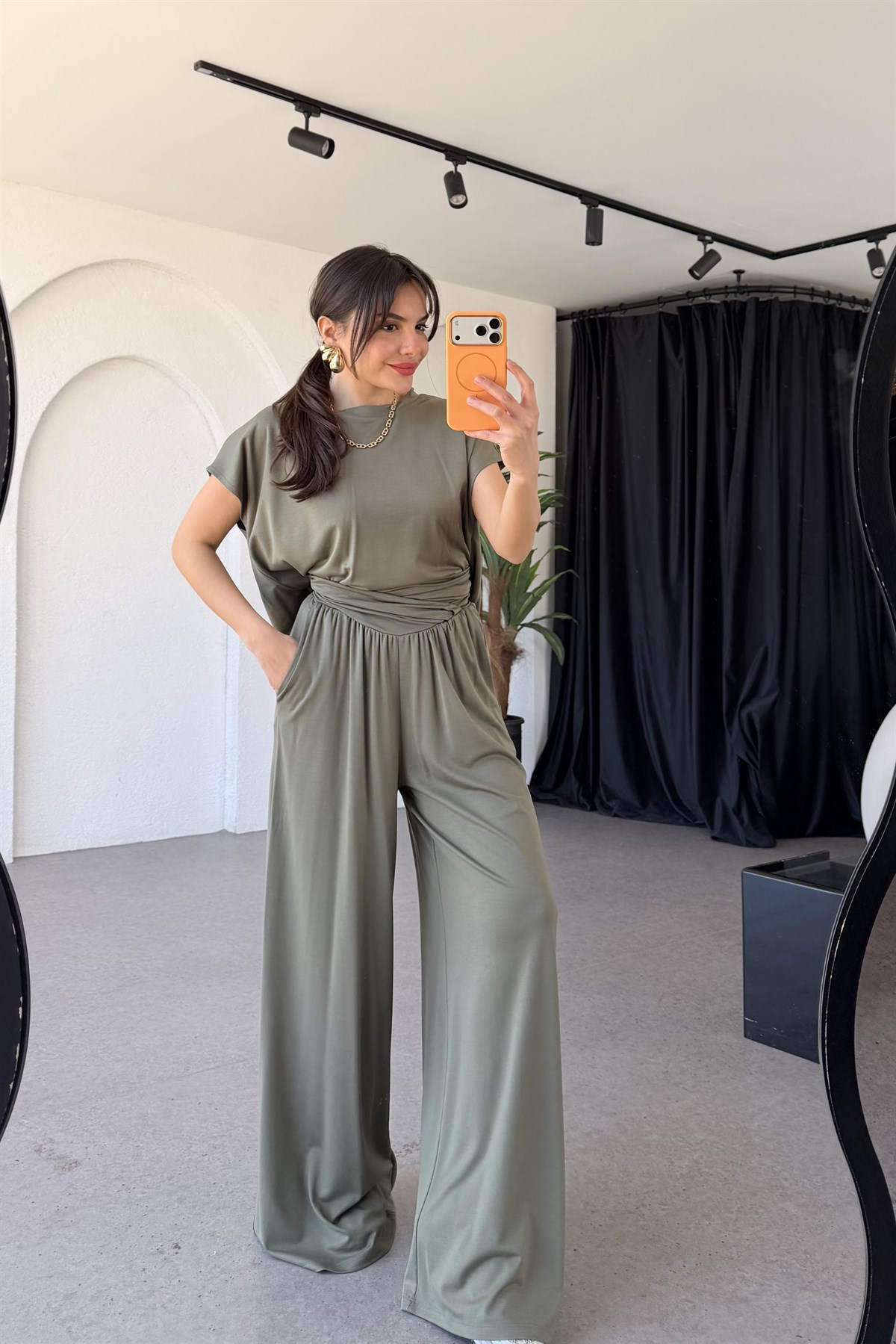 Lovisa Haki Bel Detaylı Salaş Takım