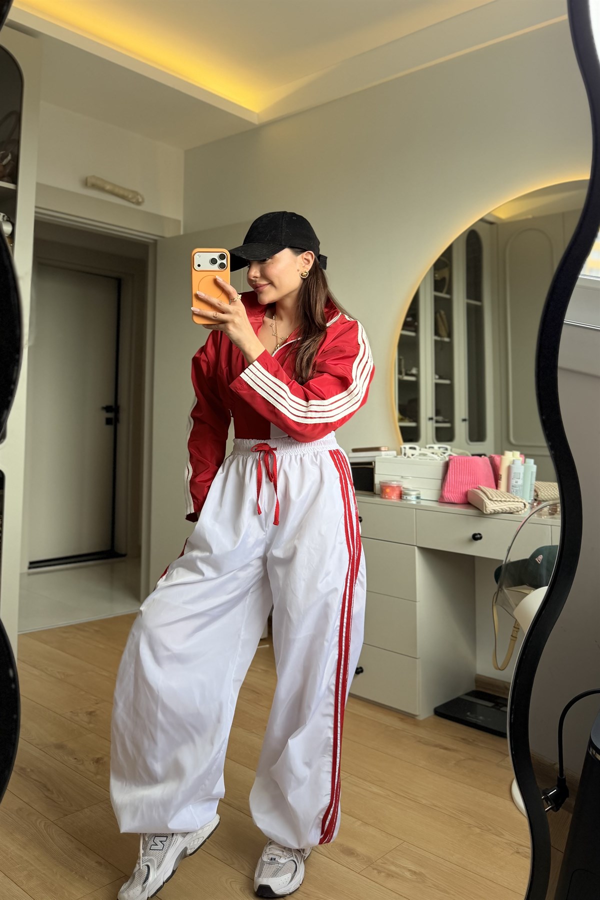 Luanda Kırmızı Paraşüt Şeritli Spor Takım