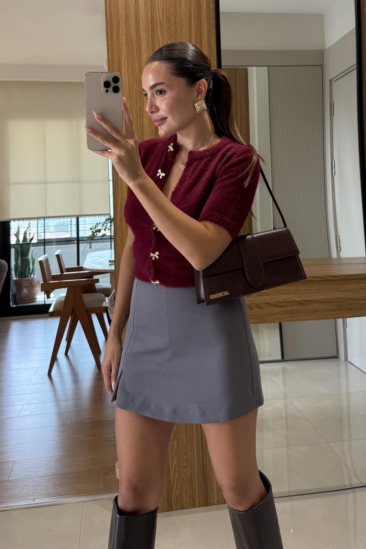 Luccia Bordo Düğme Detaylı Yumuşak Dokulu Triko Hırka