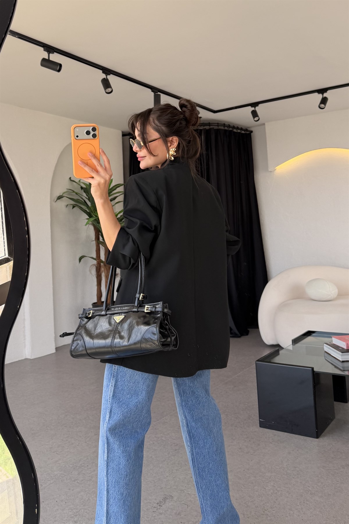 Luciana Siyah Tek Düğmeli Hakim Yaka Blazer Ceket