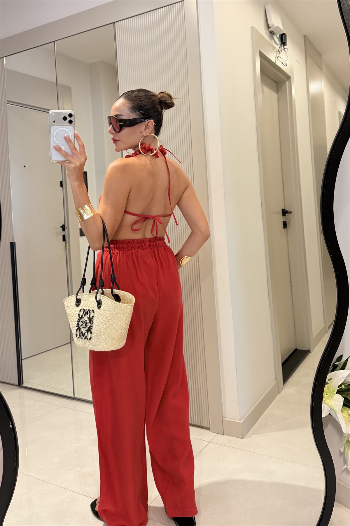 Lucienne Kırmızı Boncuk Detaylı Halter Yaka Takım