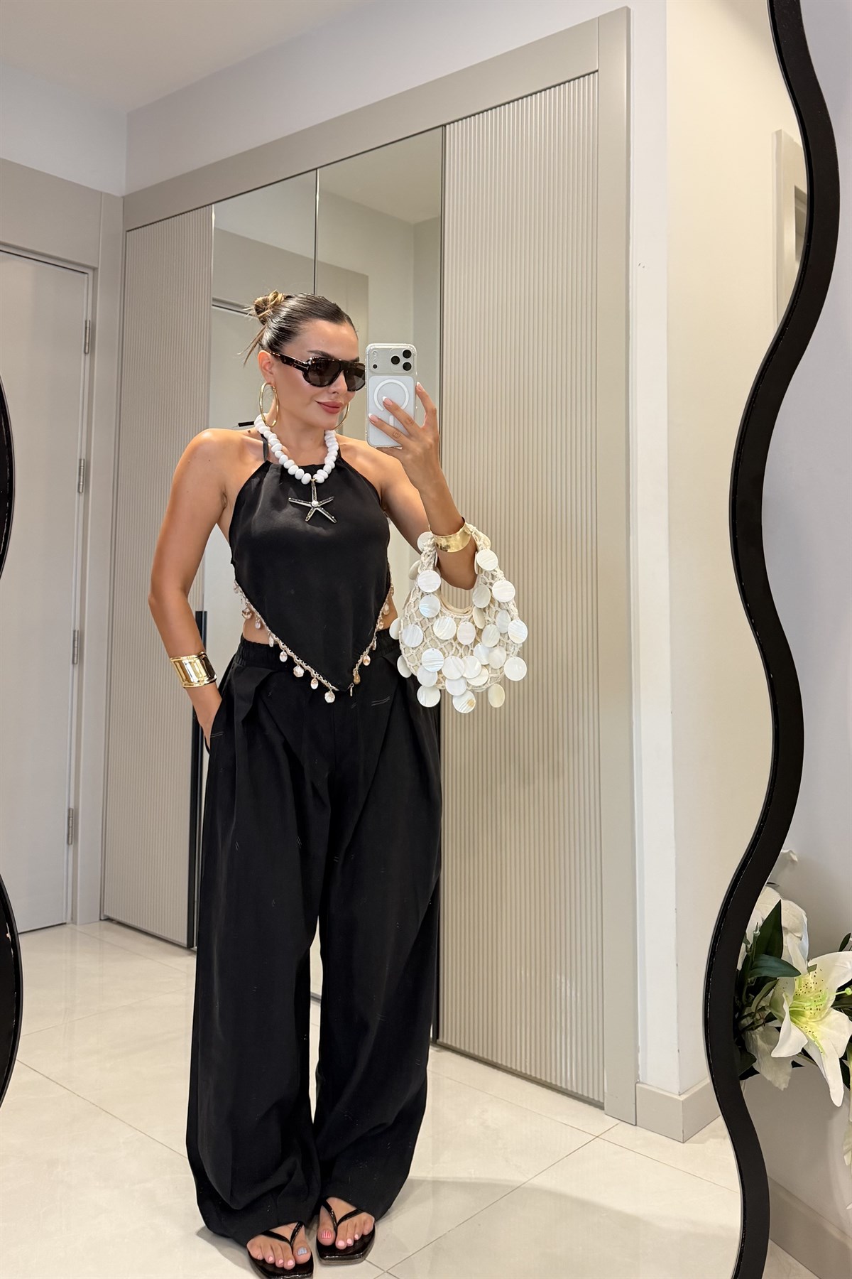 Lucienne Siyah Boncuk Detaylı Halter Yaka Takım