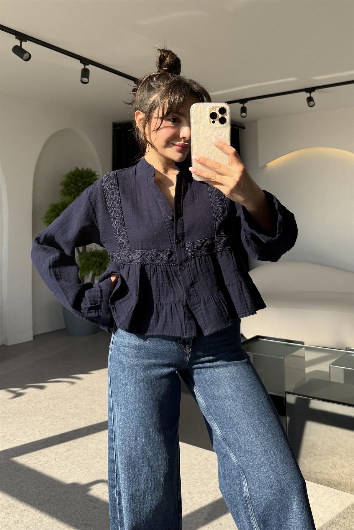 Luke Lacivert Dantel Detay Gömlek