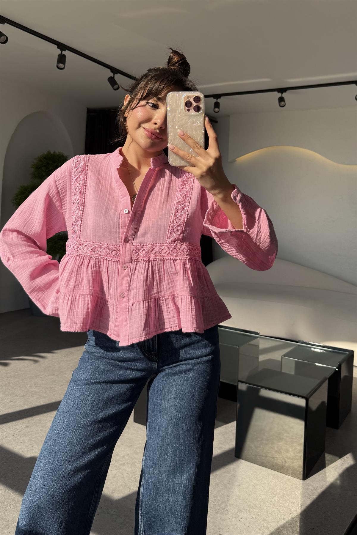 Luke Pembe Dantel Detay Gömlek