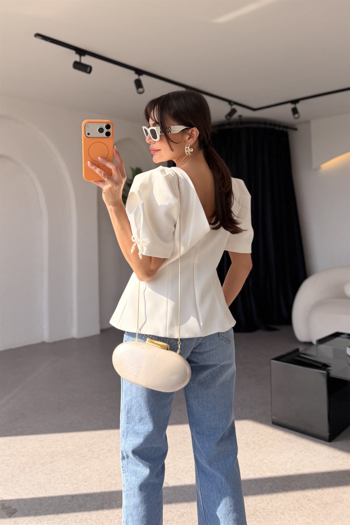 Lunabel Beyaz Balon Kol İnci Detaylı Bluz