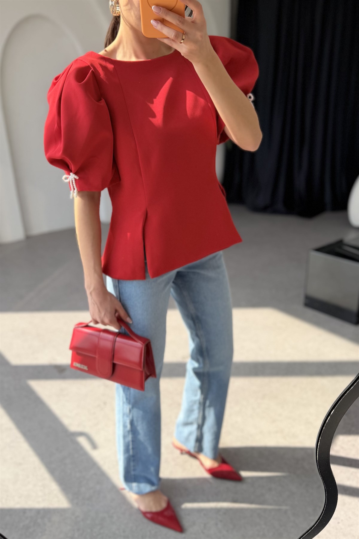 Lunabel Kırmızı Balon Kol İnci Detaylı Bluz