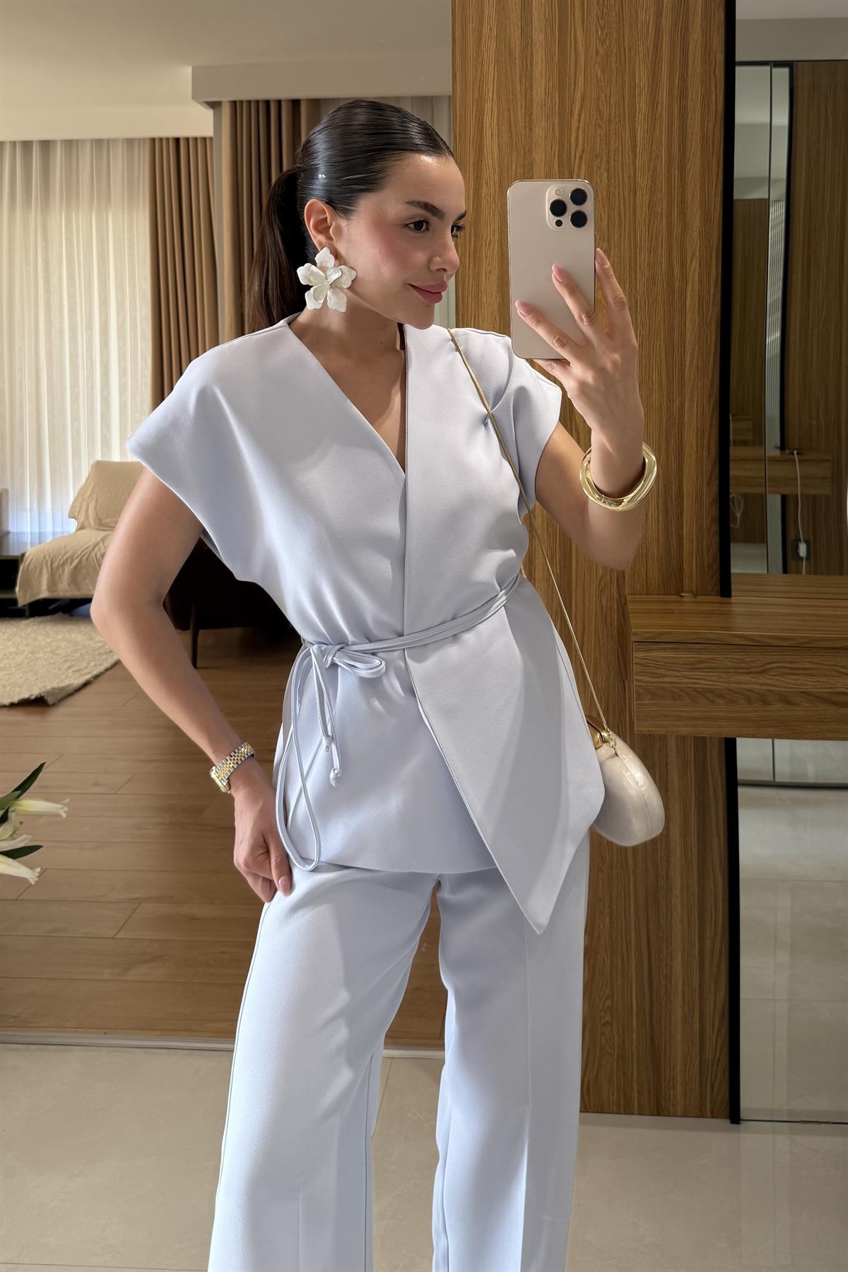 Luniva Bebe Mavi Yelekli Kuşaklı Takım
