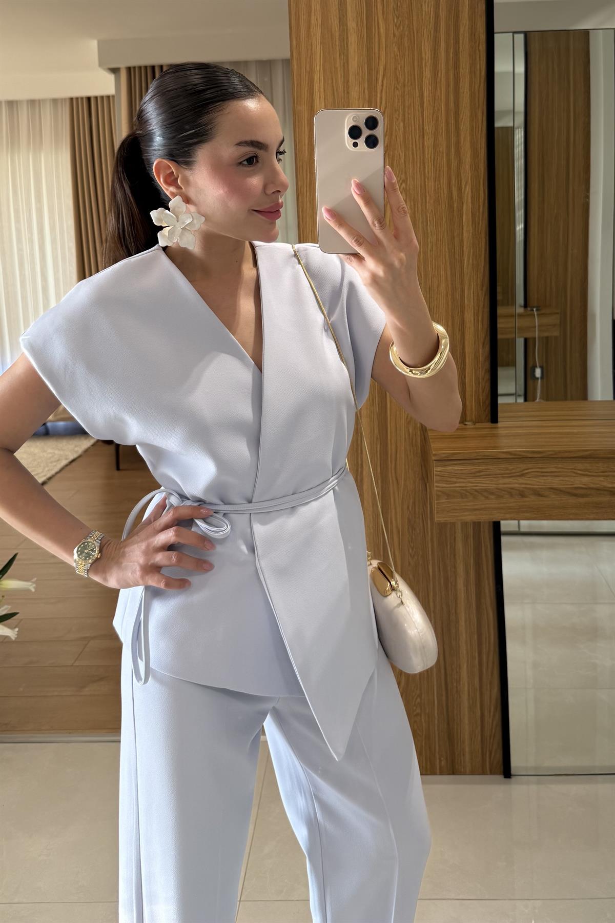 Luniva Bebe Mavi Yelekli Kuşaklı Takım