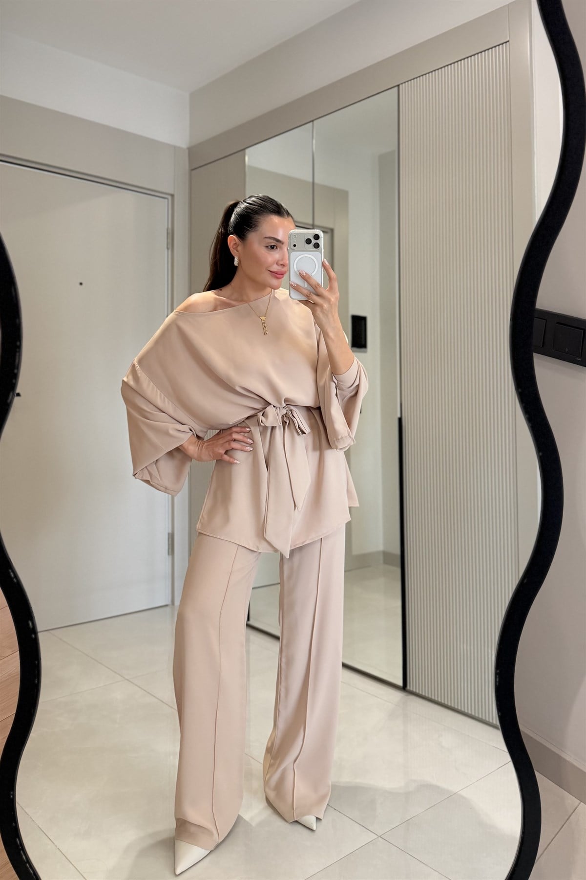 Lunox Taş Kuşaklı Asimetrik Takım