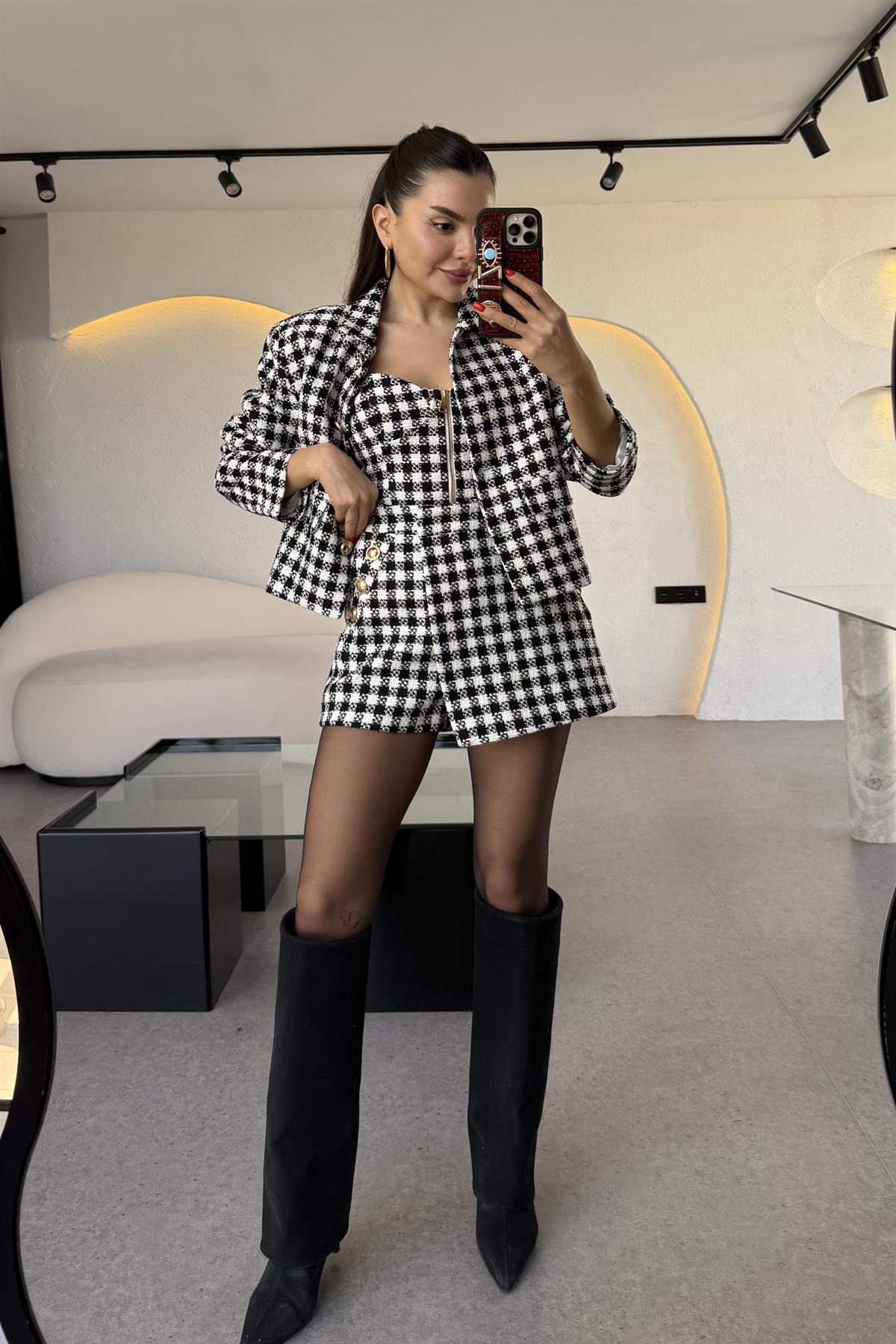 Maddox Siyah Gold Düğmeli Tüvit Ceket