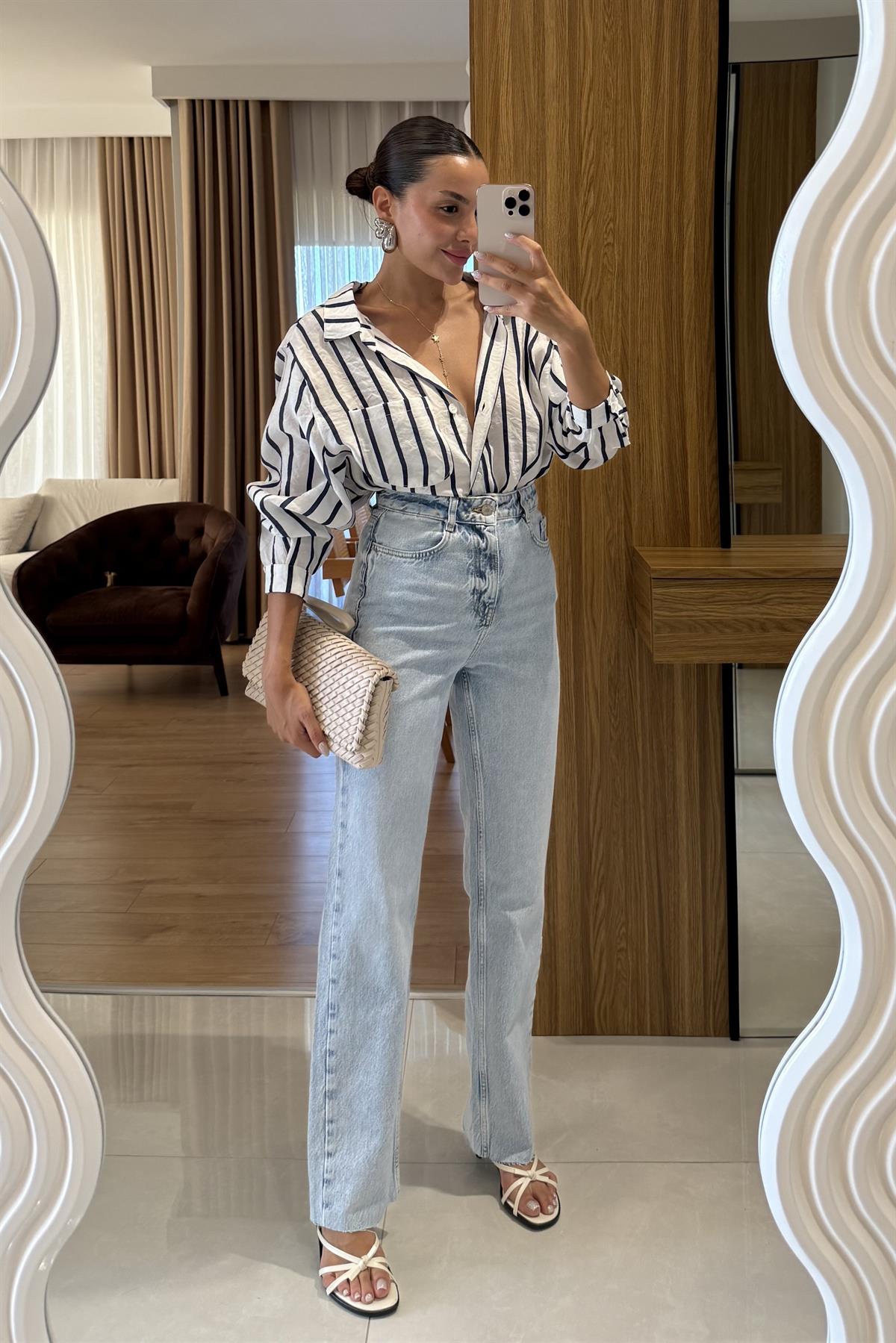 Magie Lightblue Straight Jean