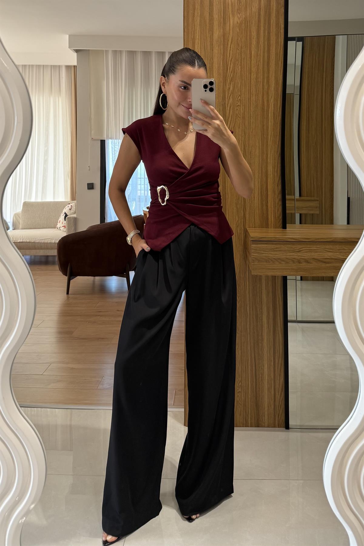 Magnus Bordo Gold Aksesuarlı Bluz