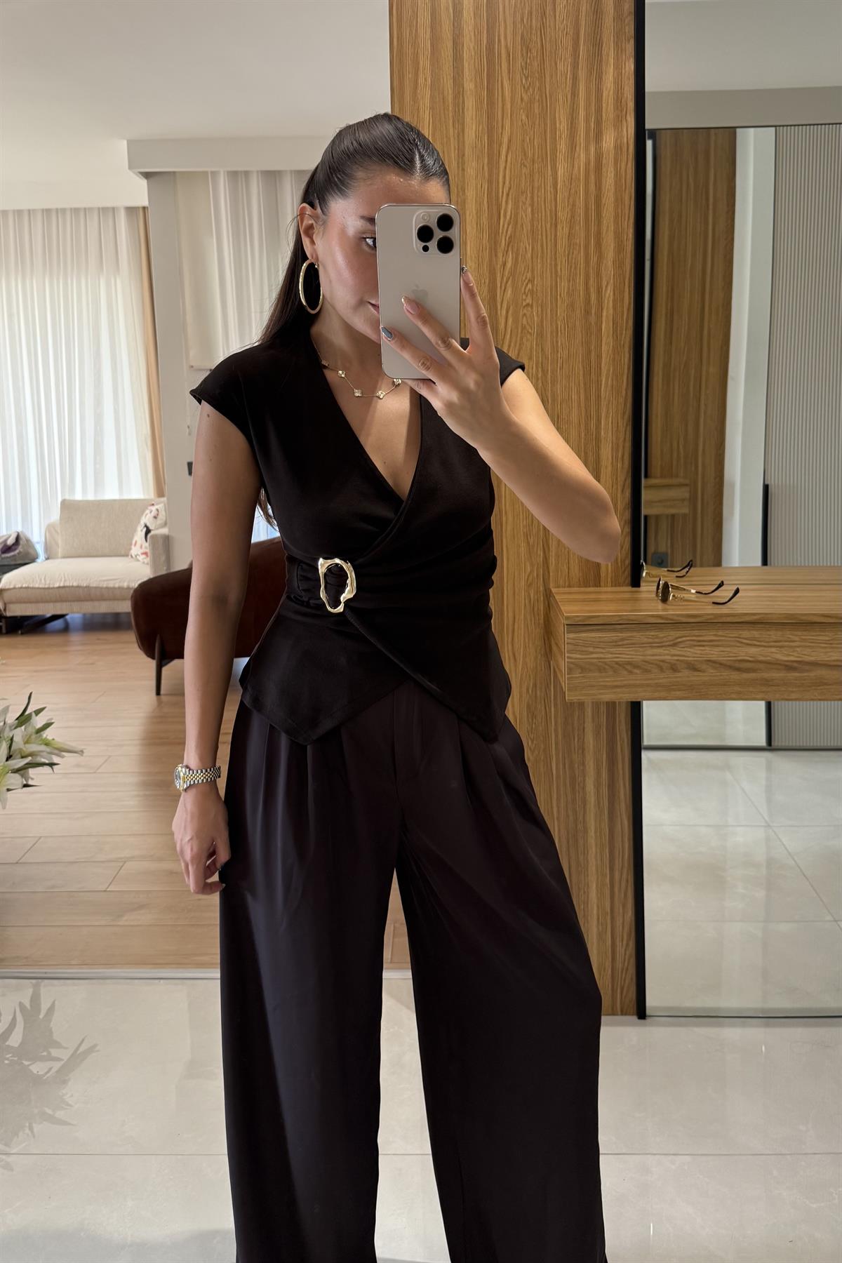 Magnus Kahve Gold Aksesuarlı Bluz