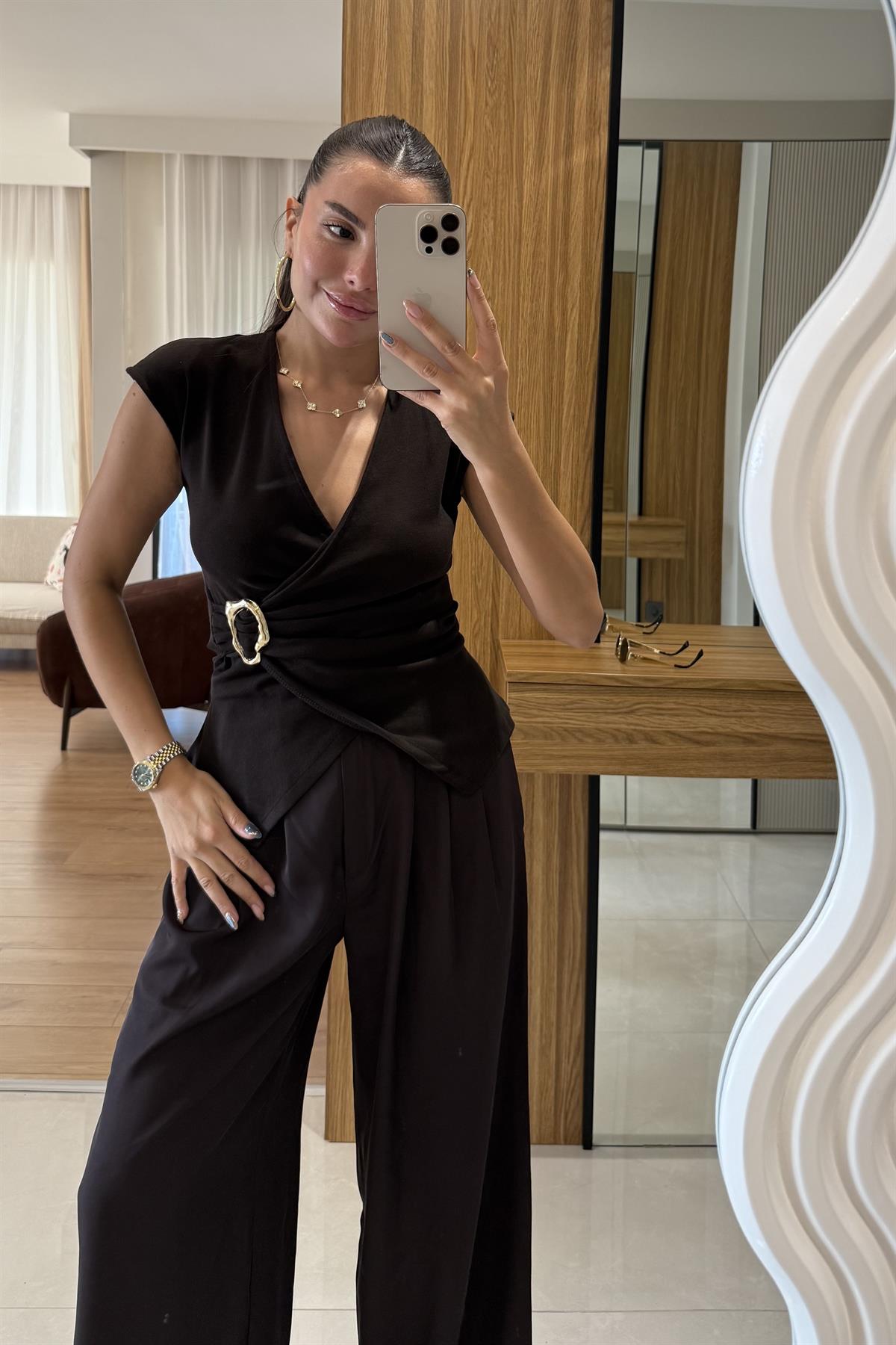 Magnus Kahve Gold Aksesuarlı Bluz