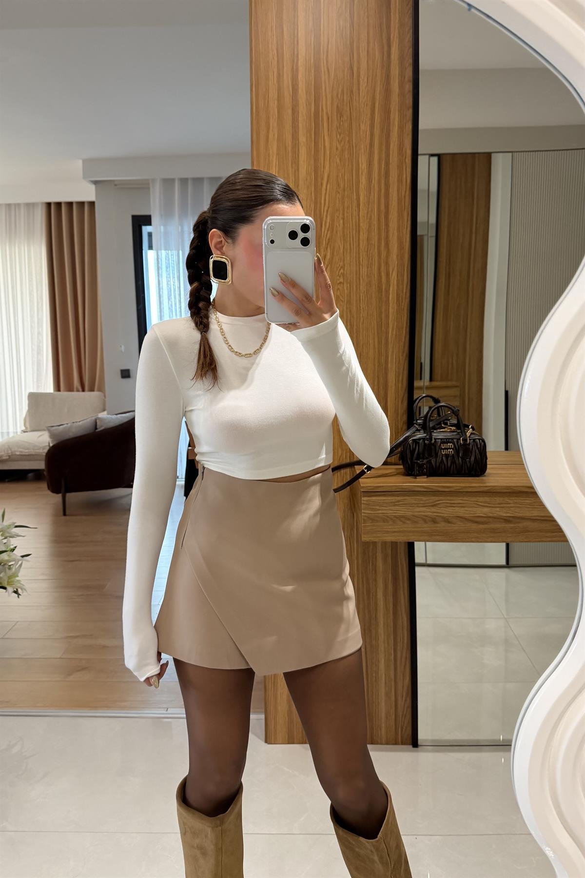 Majid Taş Asimetrik Şort Etek