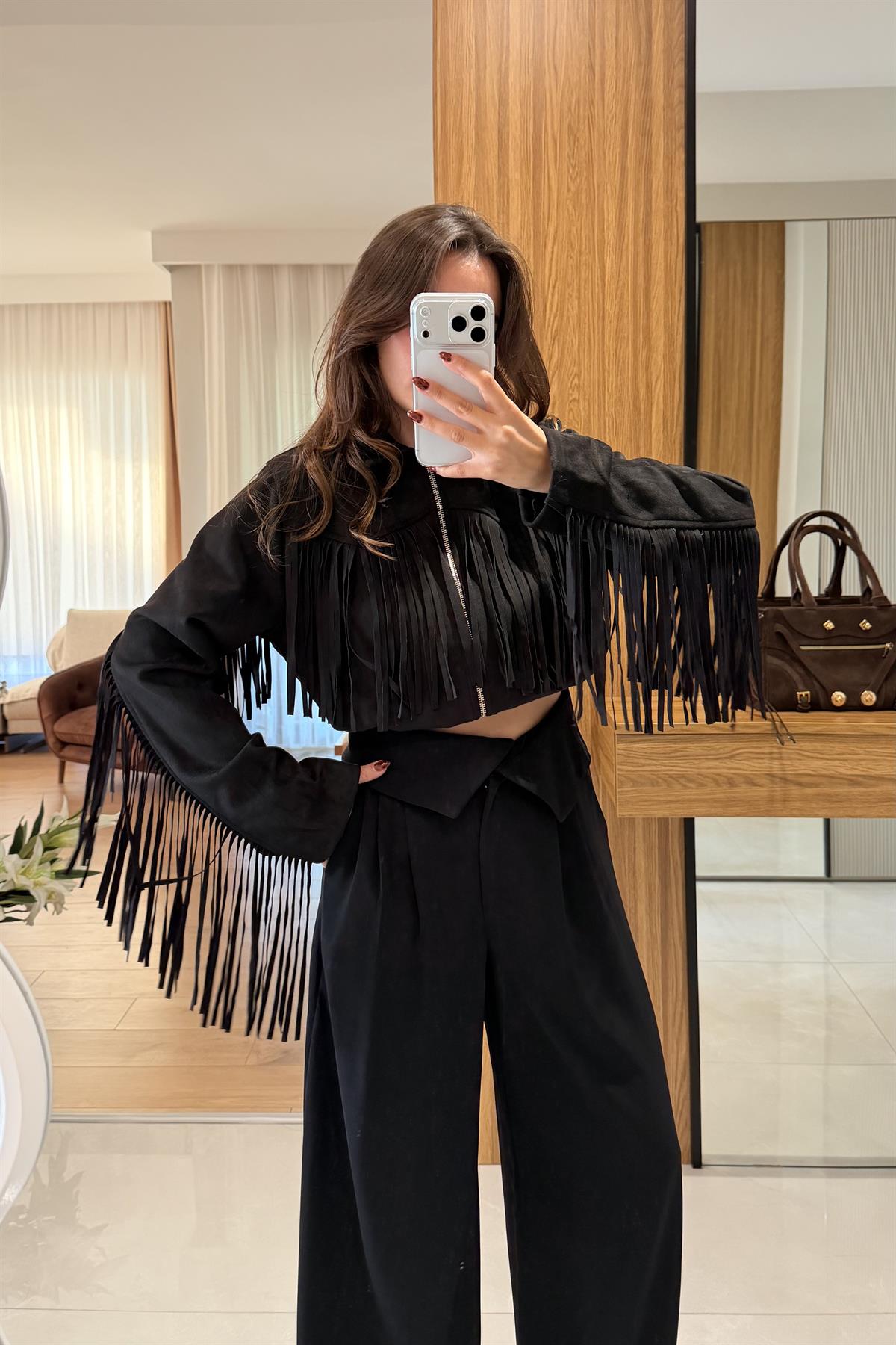 Malive Siyah Süet Püsküllü Ceket