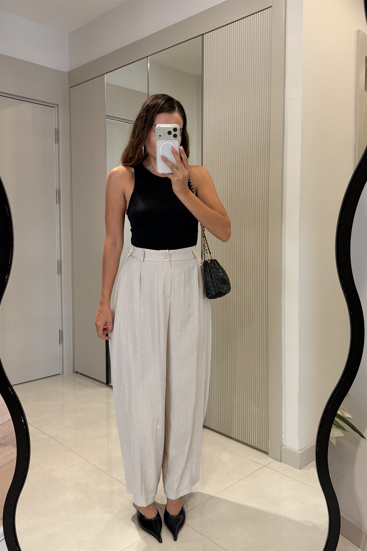 Manusa Bej Taşlı Bol Paça Pantolon